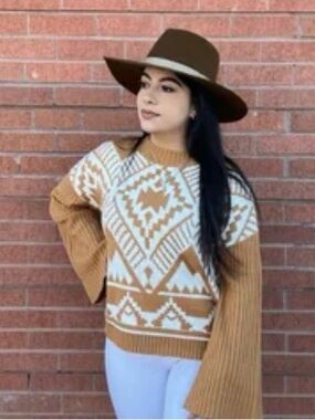 Boho Geometric Wrangler Knit Sweater in Camel and Cream